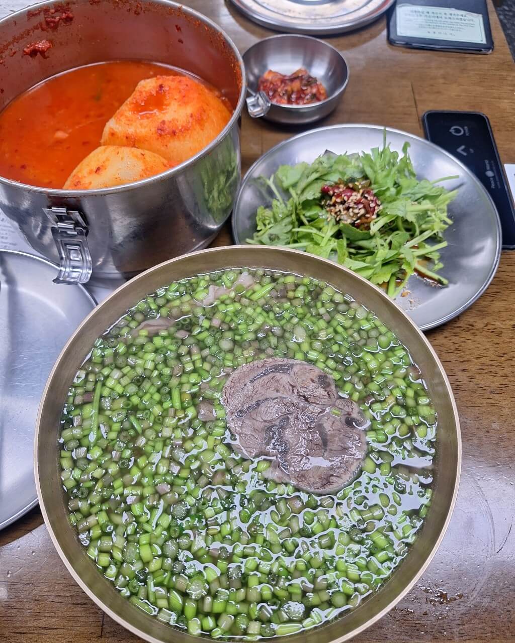 핸썸즈 성수동 곰탕 육회비밤밥 식당 핸썸가이즈 점메추