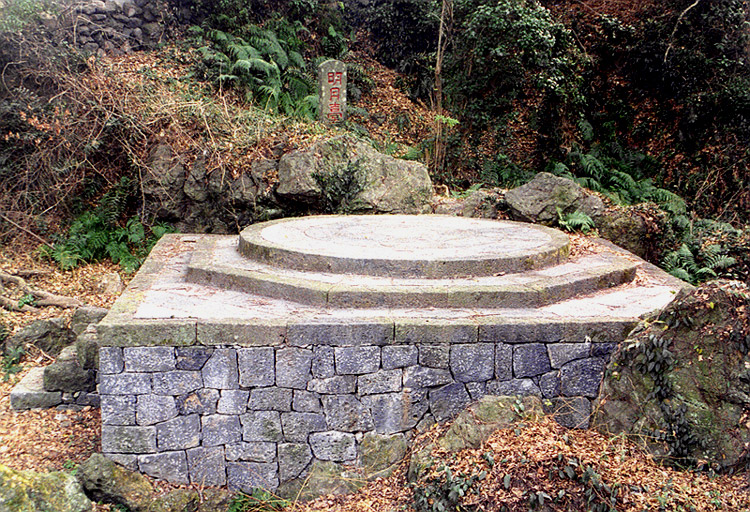 제주도여행코스추천, 제주도갈만한곳 - 한림 용암동굴지대(소천굴, 황금굴, 협재굴, 쌍용굴), 월령리 선인장 군락, 명월대, 비양도 호니토, 금능 해수욕장,한림공원,이시돌목장