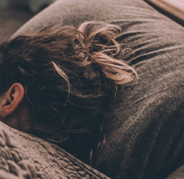 피부 탄력 관리 방법 - 생활습관 개선