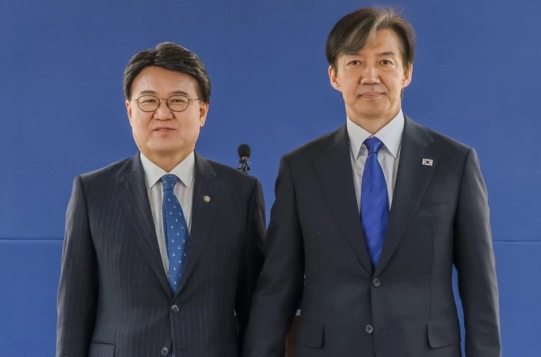 황운하 원내대표 만장일치 선출 이유