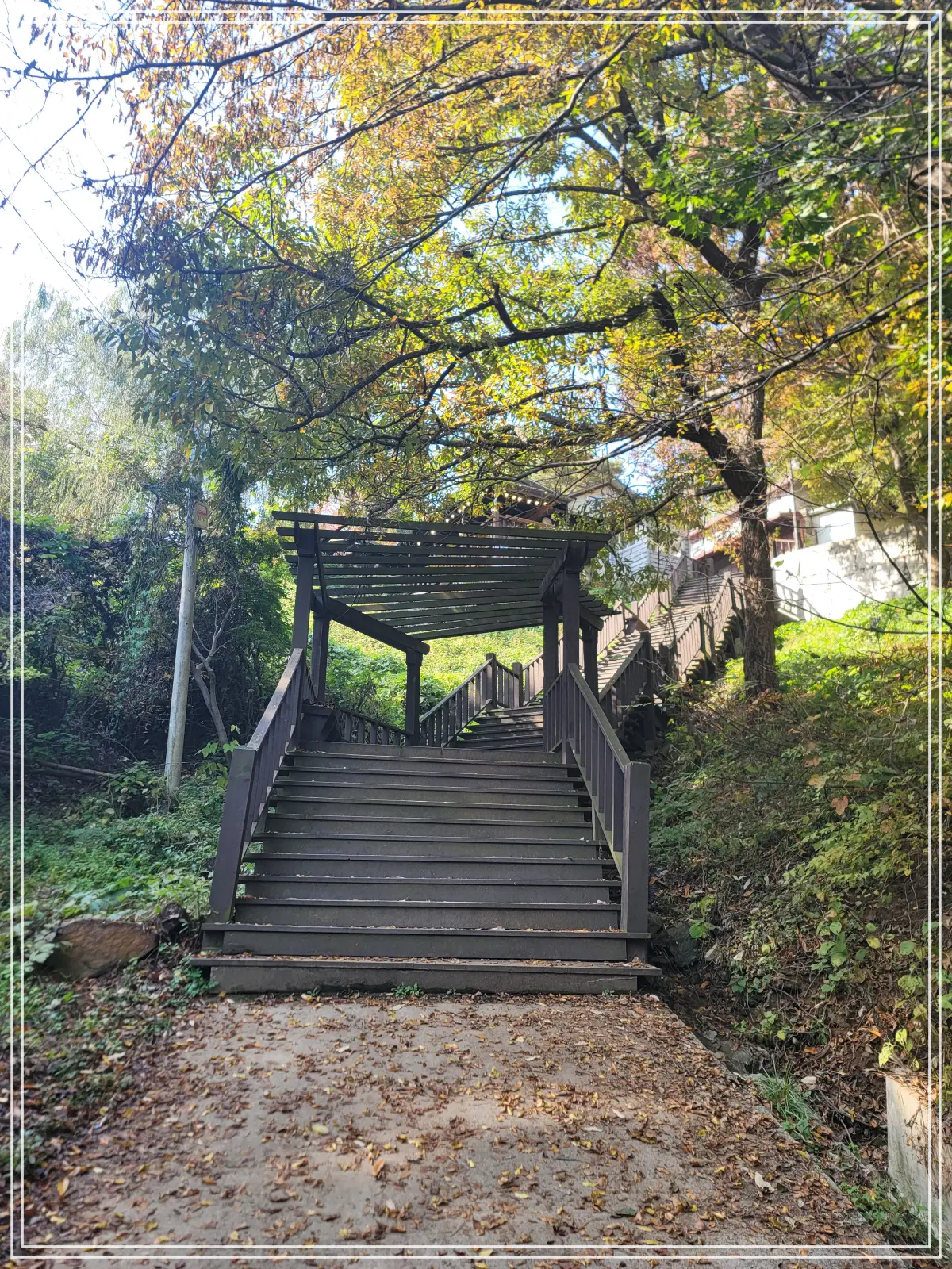 전등사-동문주차장-데크계단