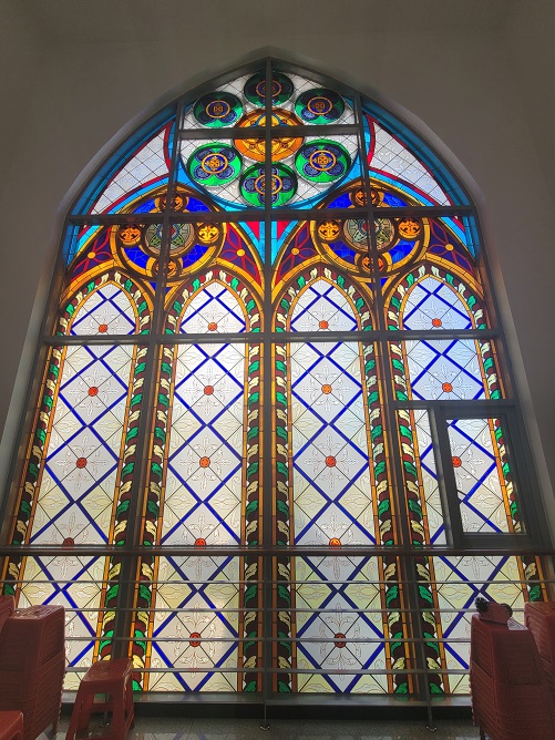 대전교구 세종 성 요한 성당 스테인드글라스