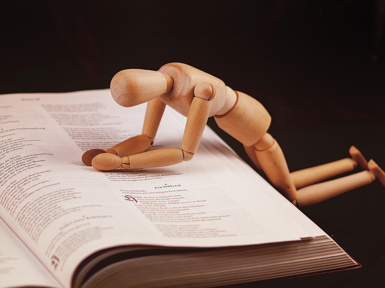 무료 교육으로 시작하는 월 200 직종 정리