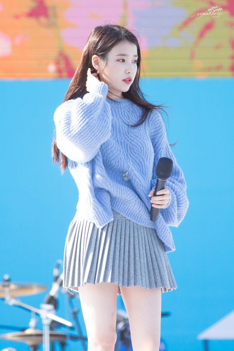 아이유 사진 모음 / 무대 코디 패션 / 일상 사복 패션