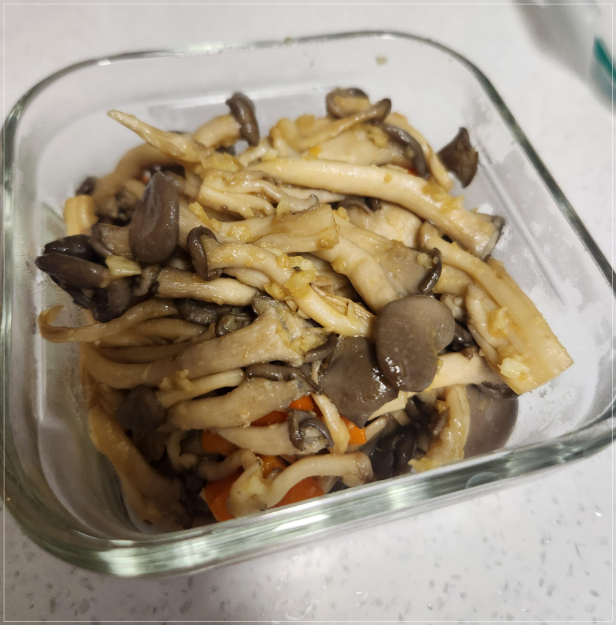 느타리버섯볶음