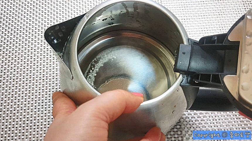 더러운-커피포트