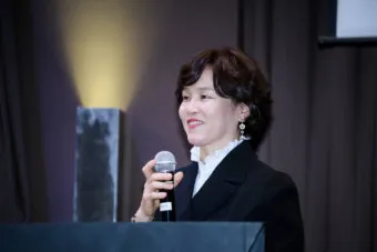 시니어 맞춤 수납 손이 닿는 높이 자주 쓰는 것 미끄럼 방지 안전 우선 정리_26