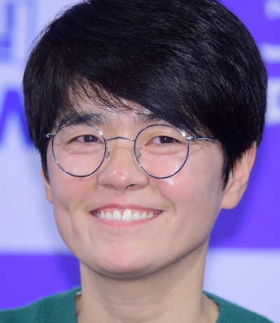 노희경 작가 프로필 나이 고향 학력 드라마 작품