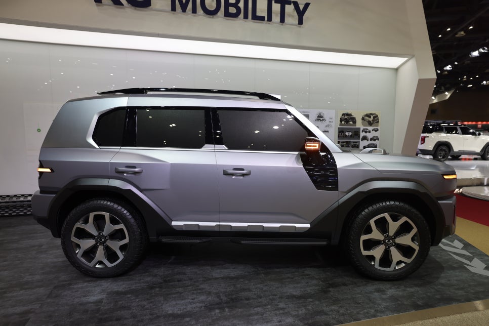 코란도 KR10 출시일