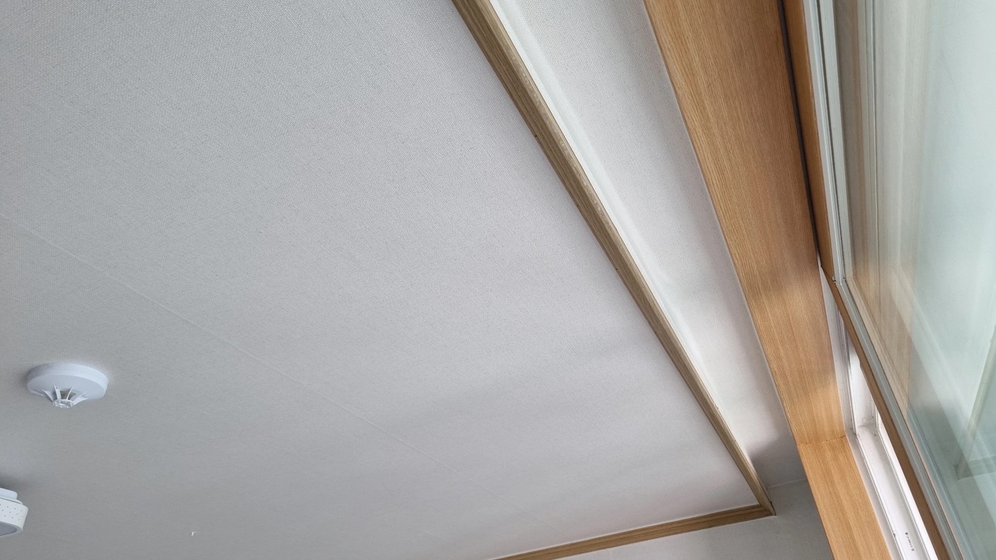 자투리 벽지 구할 수 있는 곳