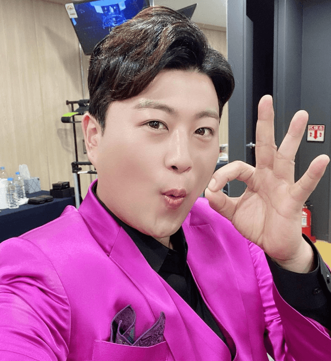 김호중 셀카
