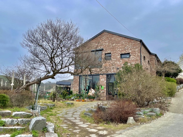 청도-카페-소우모우-옆에-있는-플랜트샵