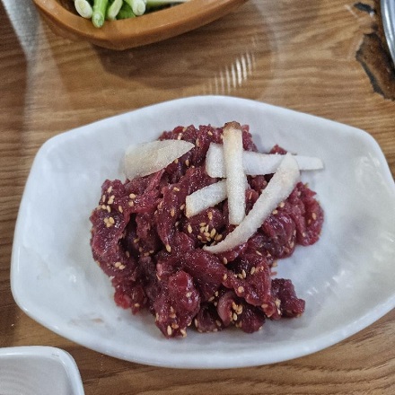 신도정육농장-서비스-육회