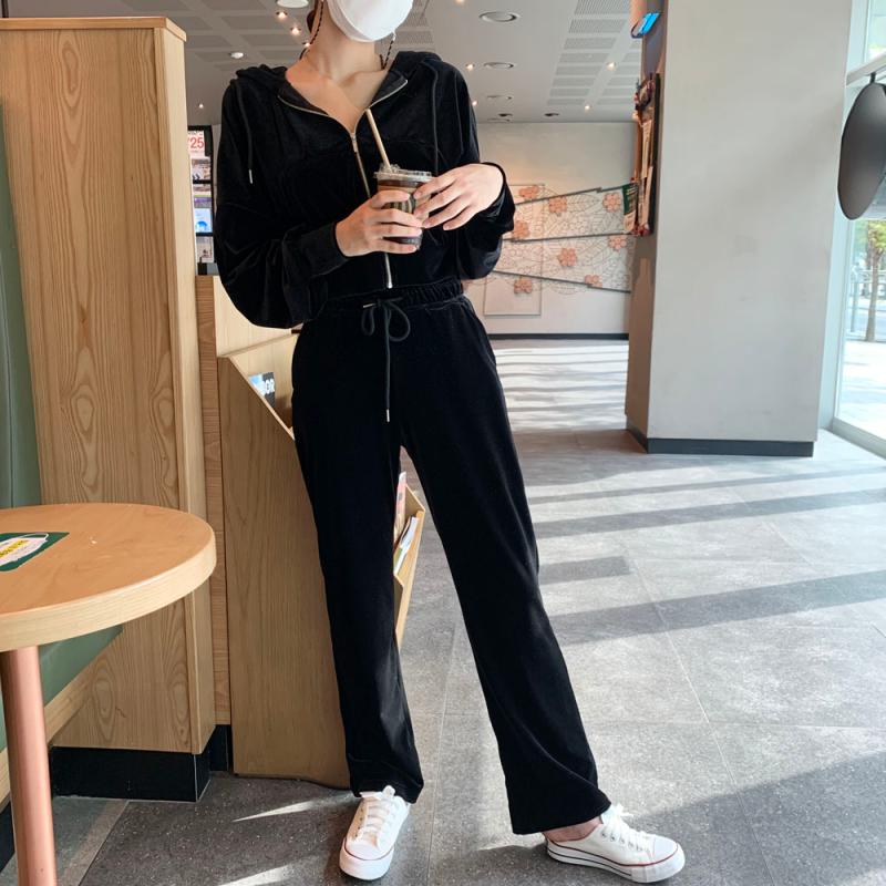 국내생산 벨벳트레이닝 세트 크롭후드집업 팬츠세트