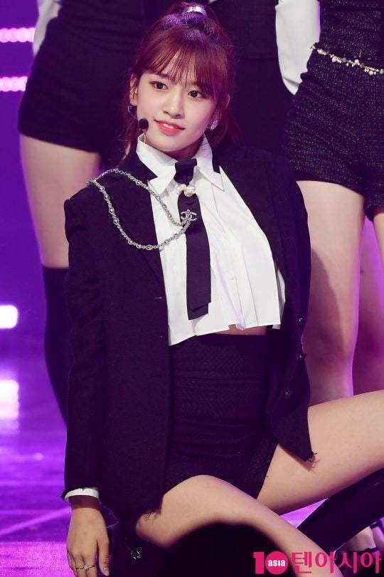 안유진 카리나 콜라보