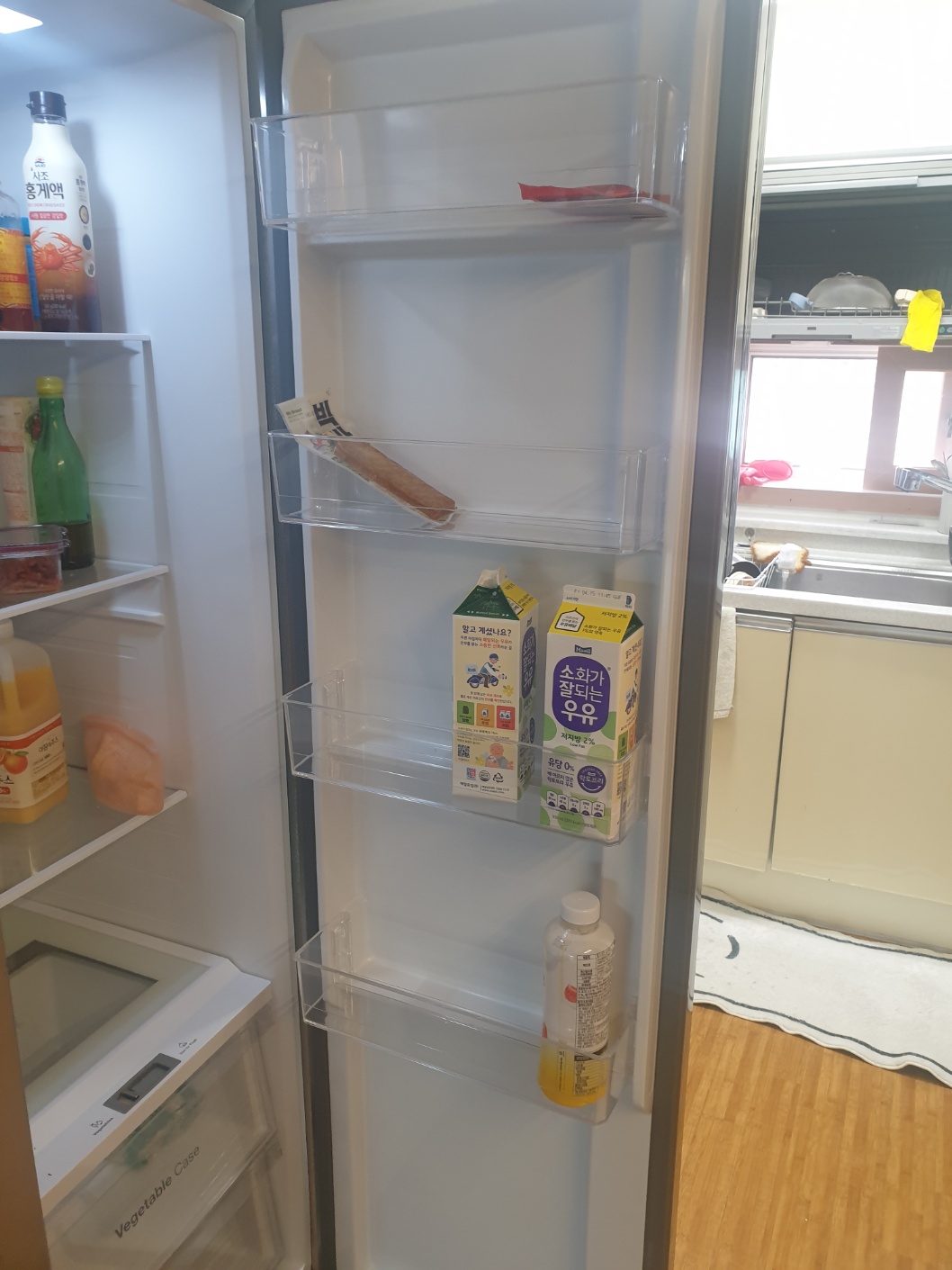 냉장고안
