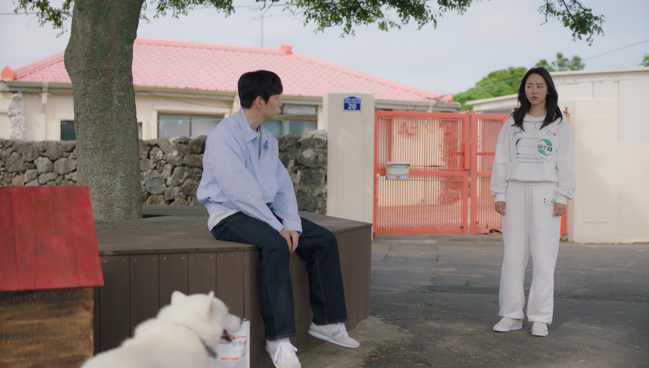 웰컴투 삼달리-신혜선-트레이닝복