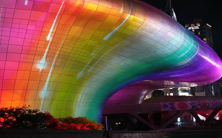 연말에 혼자여도 괜찮아! 혼자 즐기기 좋은 서울 크리스마스 명소