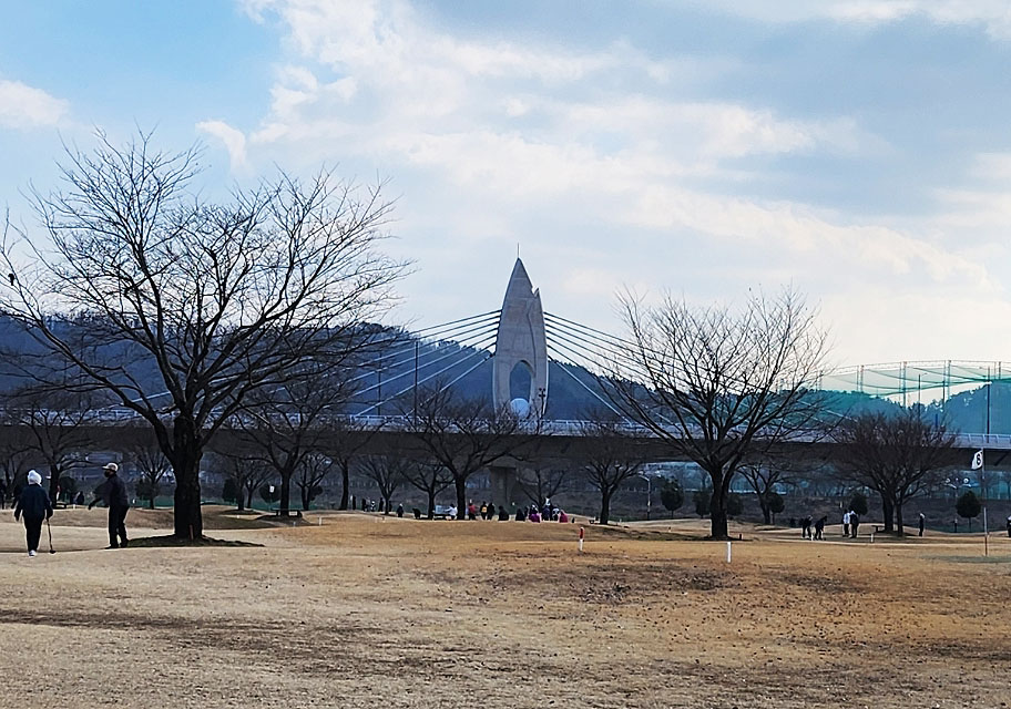 경상남도 밀양시 밀양파크골프장 소개