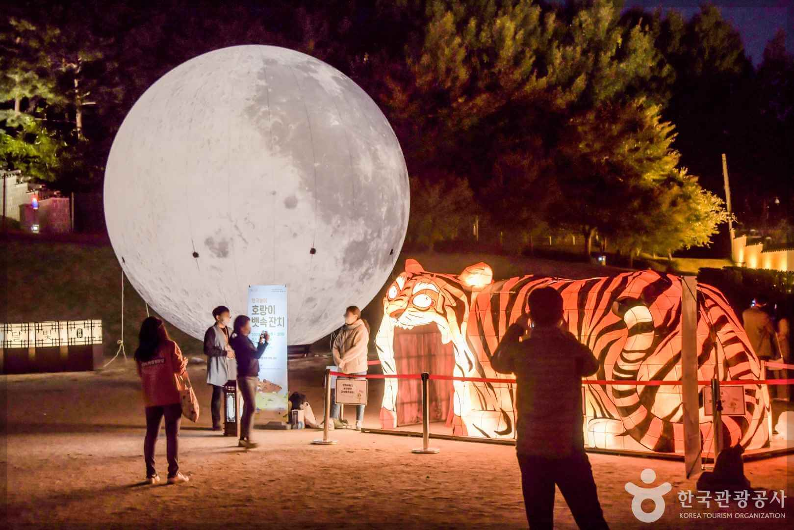 화성행궁 야간개장 시즌2:연향 일정 무료 입장료 주차장