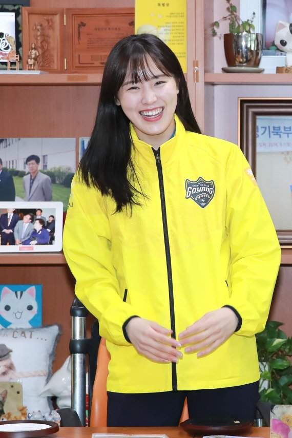 김아랑 SM C&amp;C 전속계약｜프로필&middot;나이&middot;키&middot;결혼&middot;은퇴 이유&middot;해설&middot;시구