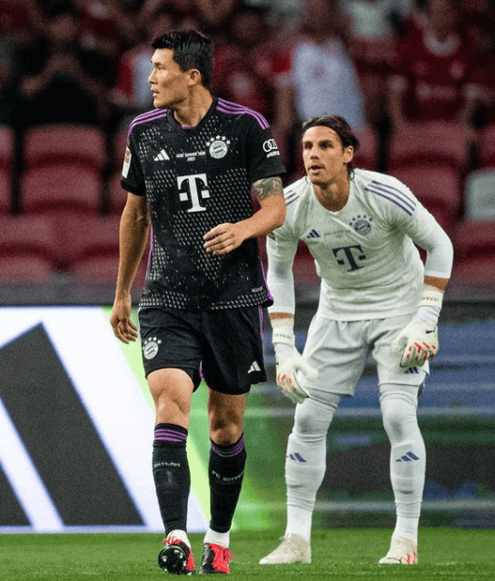 뮌헨 맨유 김민재 활약