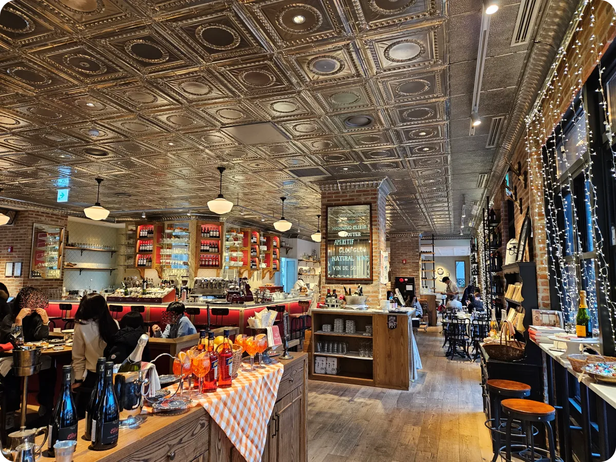 압구정역-프랑스-음식-전문점-부페트-압구정점-실내모습-입구-인테리어