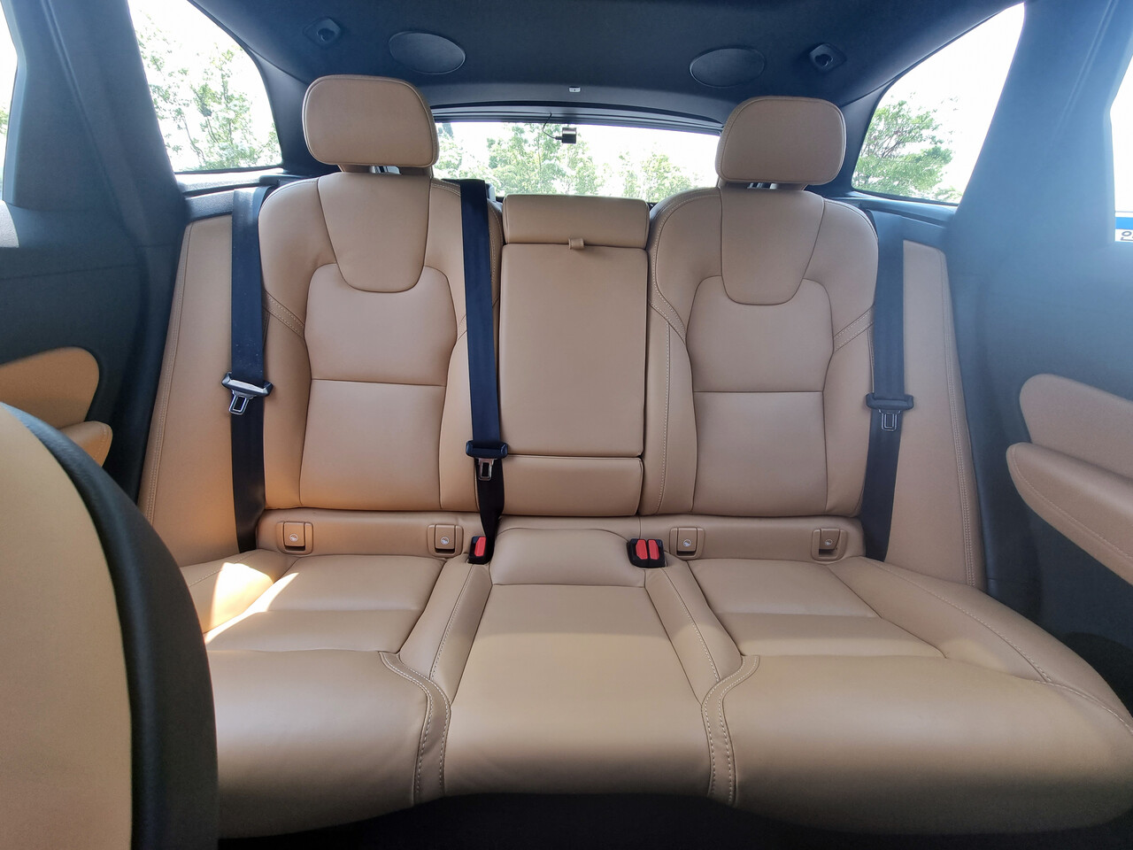볼보 XC60 B6
