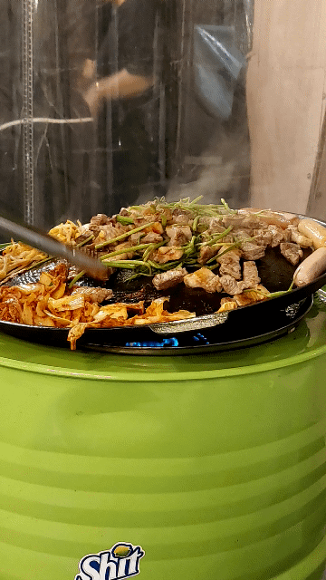 대전 찰스바베큐 고기익는중~~~