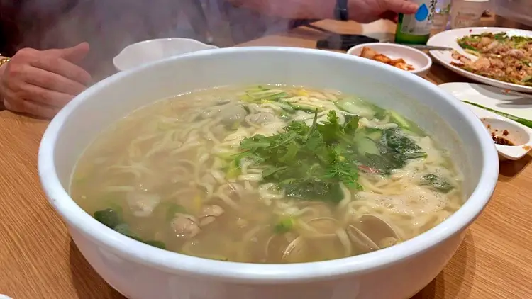 맛있는녀석들 동죽칼국수 대구 수성구 김민경 칼국수 맛집 위치 어디