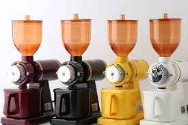 4가지 색 그라인더