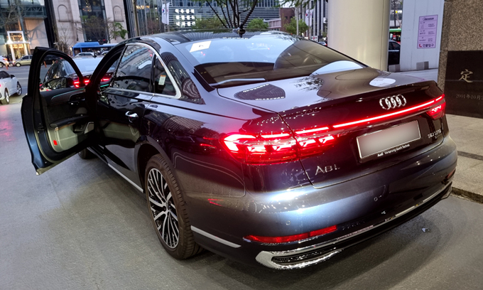 아우디 A8 L