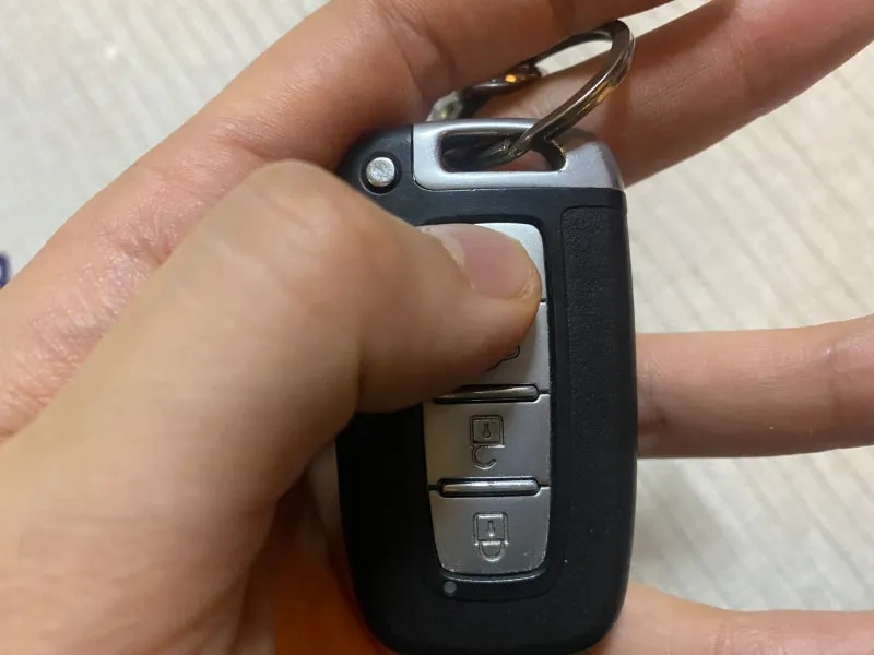 아반떼 차키 배터리 교체방법 규격 모델 번호_2