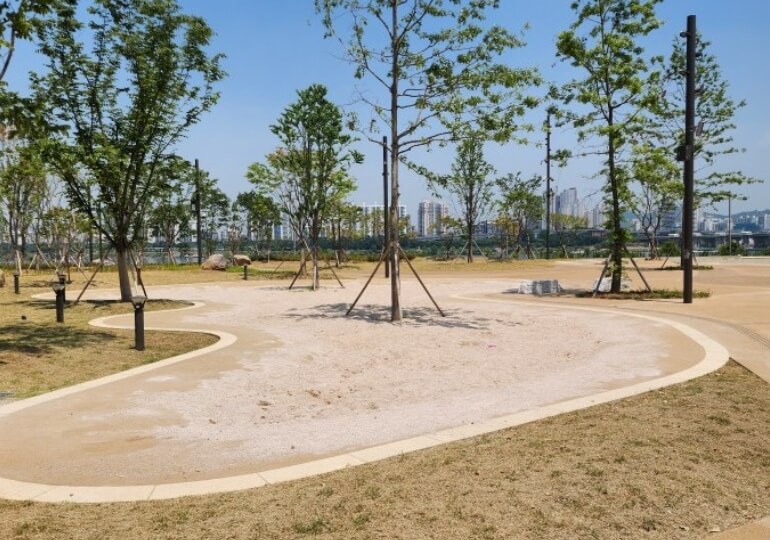 2026 잠실 한강공원 야외 물놀이장 준비물, 놀이시설, 주차 안내, 공원 전경