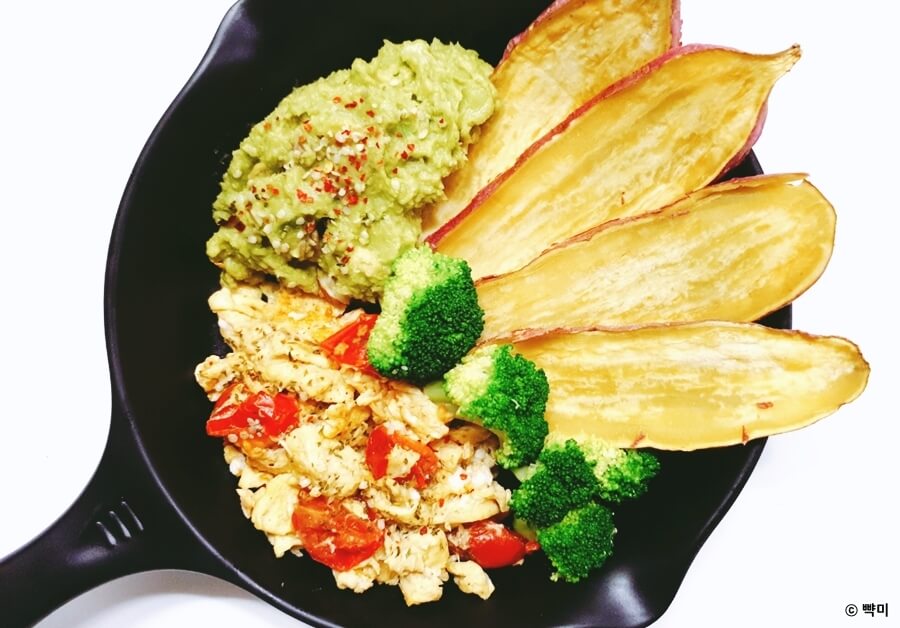 다이어트-저녁식단-고구마-아보카도-샐러드-레시피