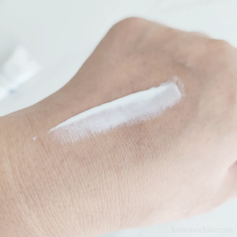 라운드랩-수분선크림-발림성