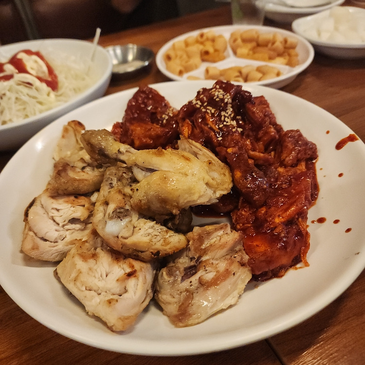 논현 바베큐 치킨 '금강바베큐'