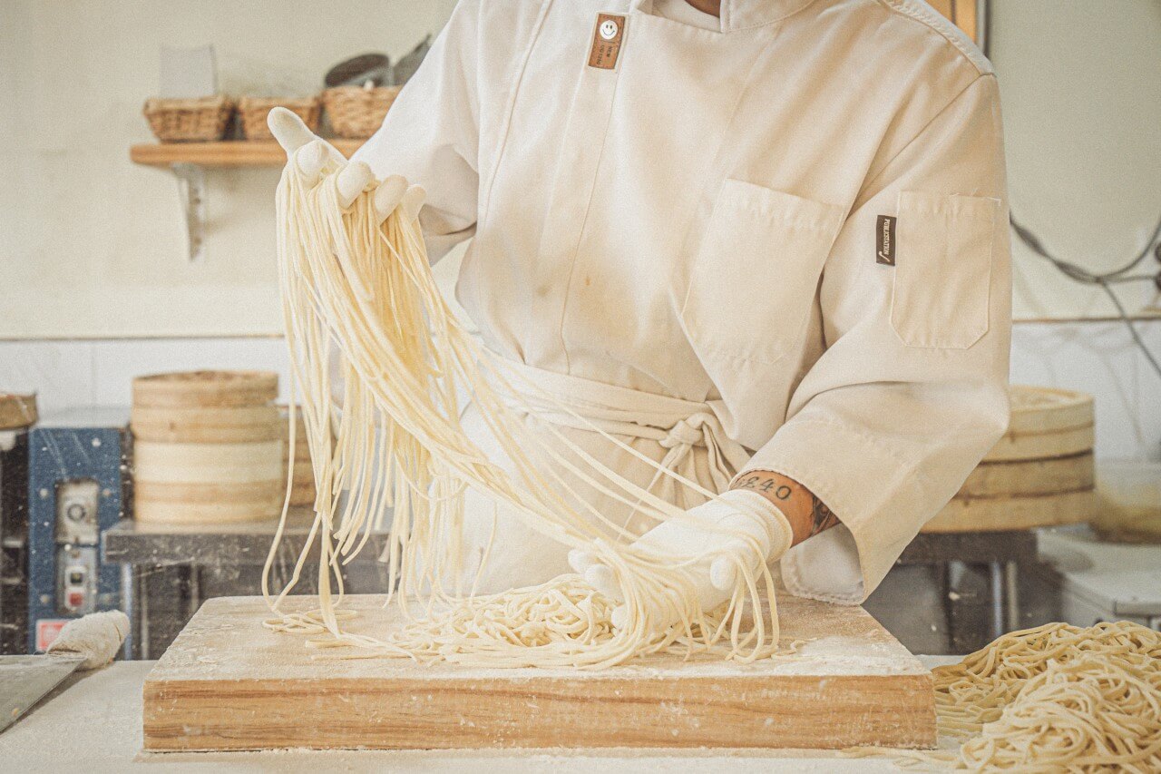 생방송투데이 3836회 오픈RUN - 손만두로 월 1억 매출 달성한 청주 맛집 ‘만승제면소’