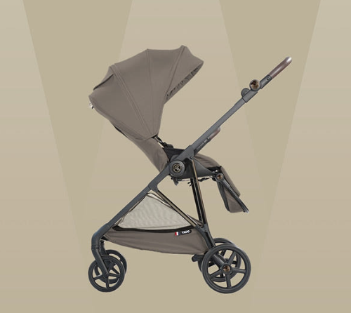 가볍고 튼튼하게! 절충형 vs 휴대용 유모차 어떻게 다를까?