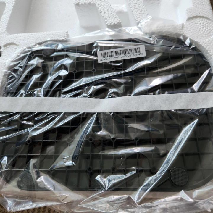 알파스캔 27인치 AOC 모니터 패키지. 모니터 받침대