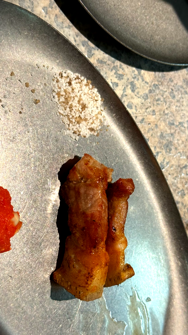 산청숯불가든 마곡점 소금과 고기 조합