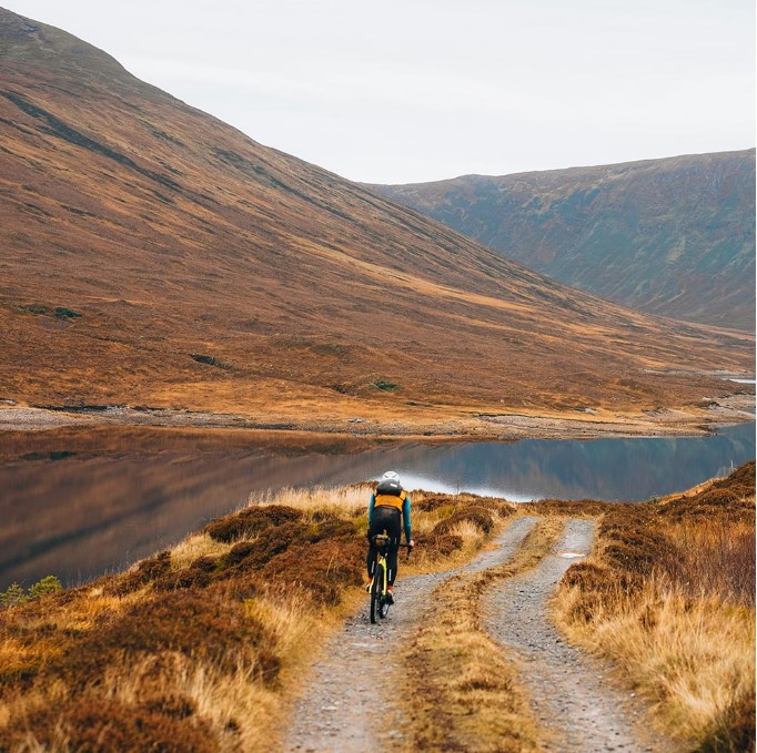 01. DIRTYDROPBARS와 파트너 관계 스코틀랜드 03