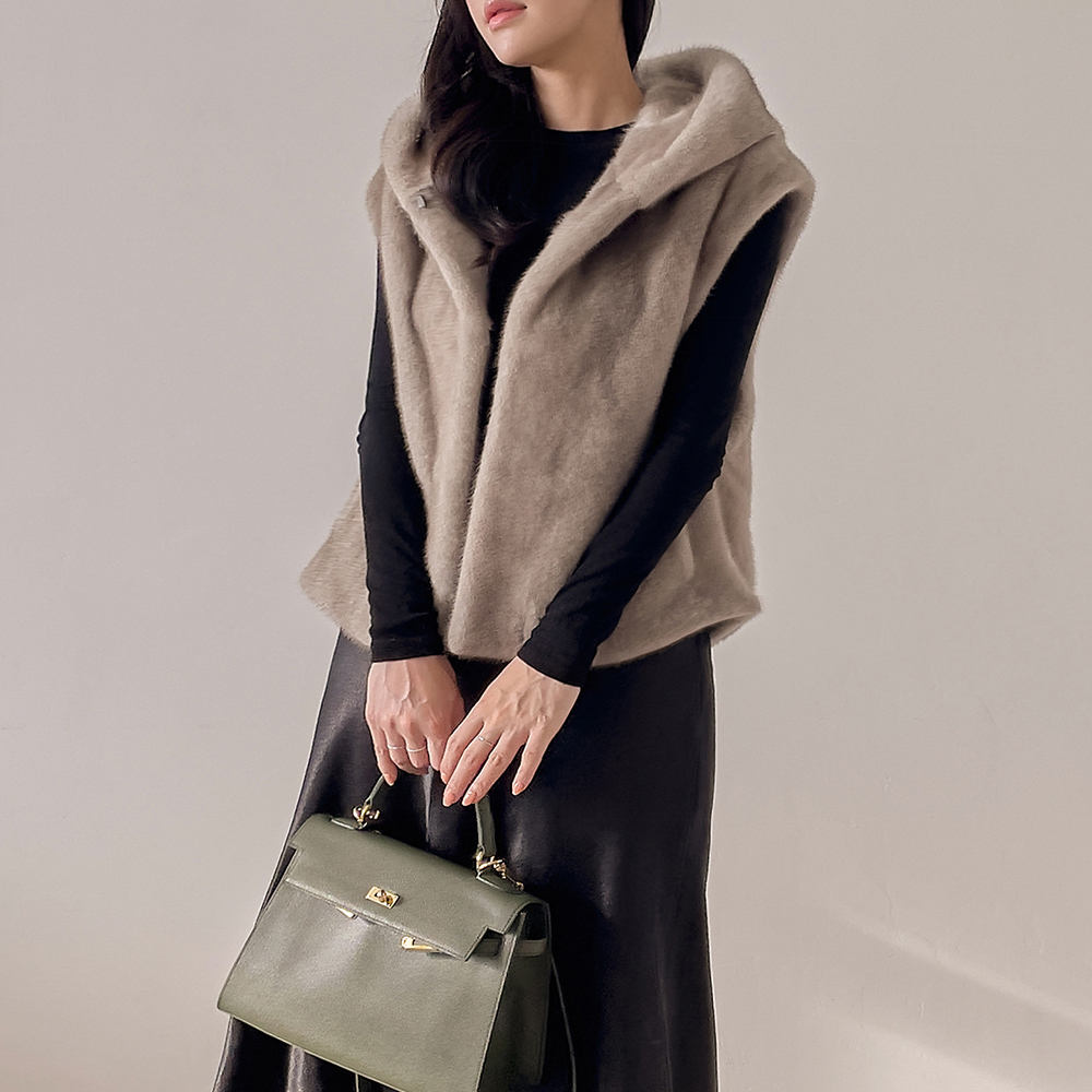 코펜하겐 반캡 후드 밍크베스트 퍼플 조끼