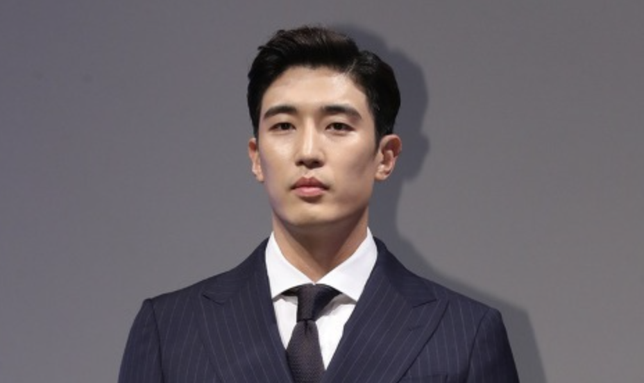 강경준 무대 인사
