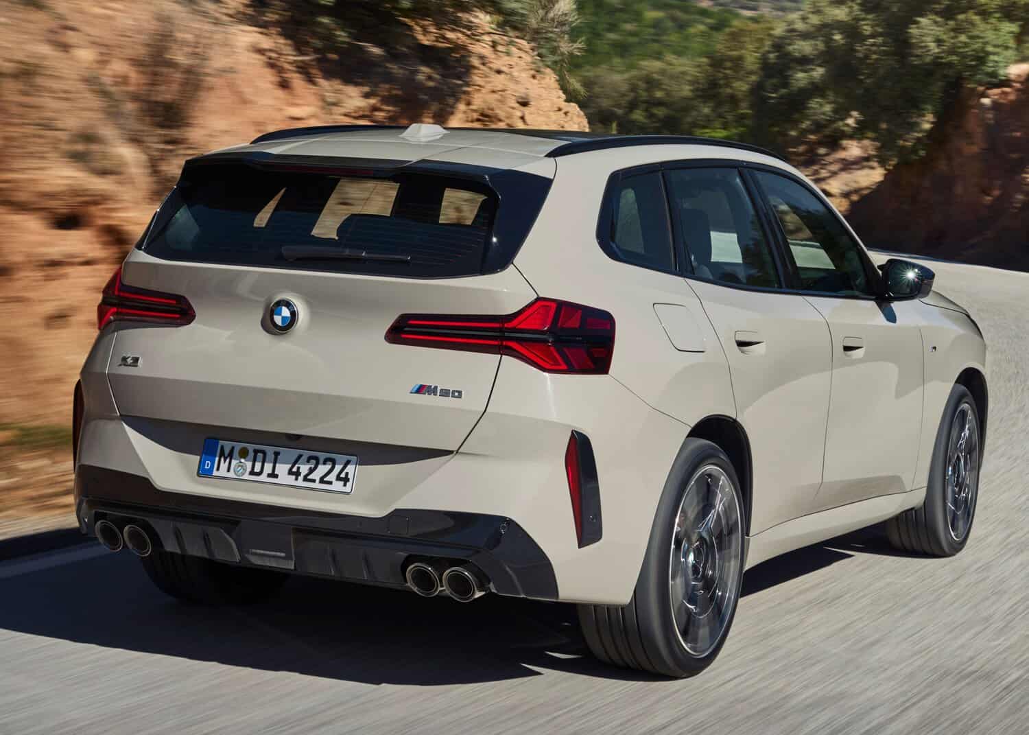 2025 BMW X3 풀체인지 후면부 디자인
