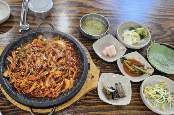 서전주돌판오징어 본점