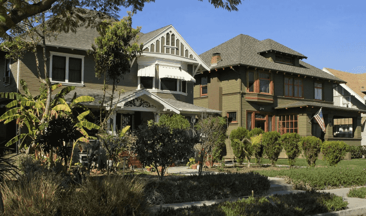 하버드 하이츠(Harvard Heights) — 로스앤젤레스 속 사라지지 않은 시간의 거리