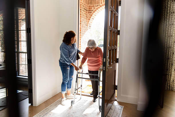 간병인보험 vs 간병비보험 비교, 어떤 선택이 현명할까?