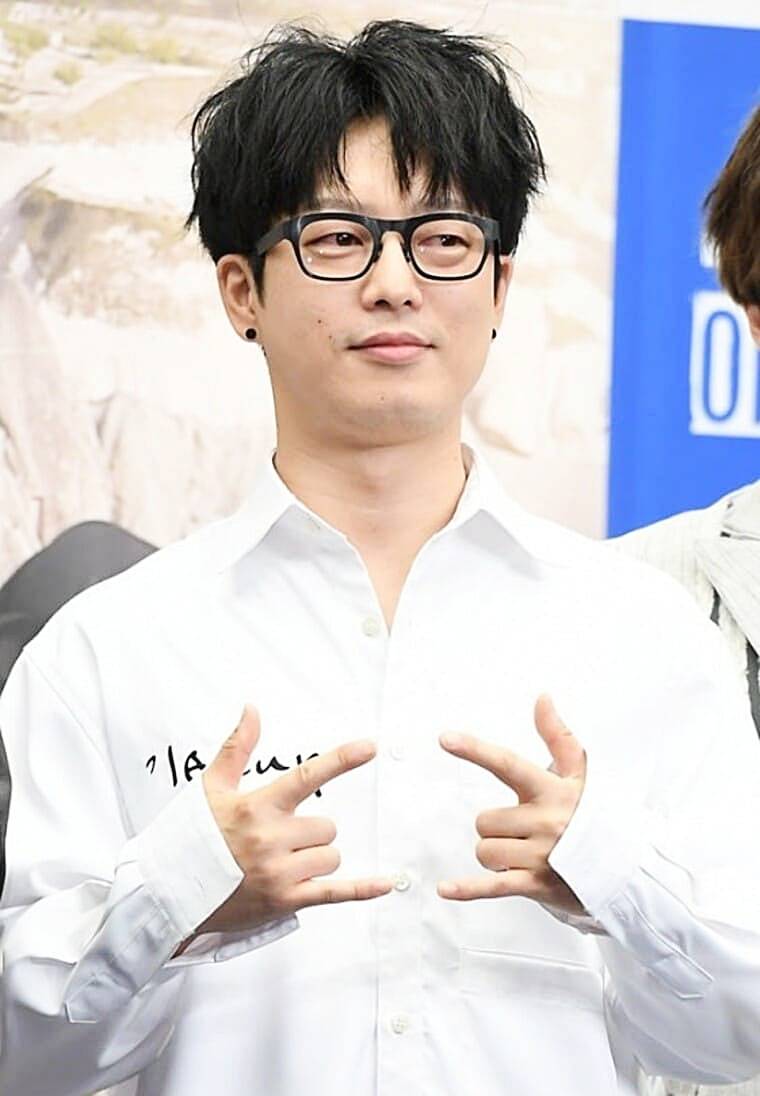 가수-국카스텐-하현우