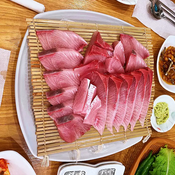 제주 횟집 방어회 대방어 돼지방어 겨울 제철 지금이 딱 맛집 추천